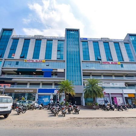 Fabhotel Bliss Ahmedabad Exteriör bild
